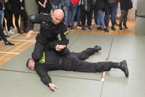 Policja - służba, pasja i możliwości