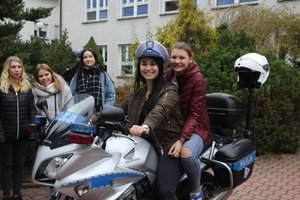 Policja - służba, pasja i możliwości
