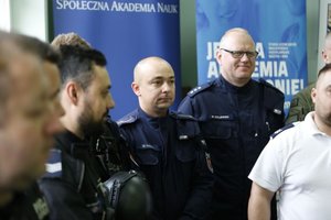 Policja - służba, pasja i możliwości
