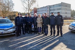 Ekologiczne radiowozy w służbie społeczeństwu