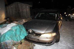 Uzbrojony opel i mieszkanie