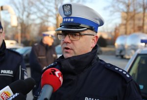 policjanci inspekcja transportu drogowego i wojewoda świętokrzyski