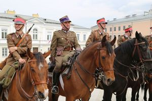 uczestnicy obchodów uchwalenia Konstytucji 3 Maja