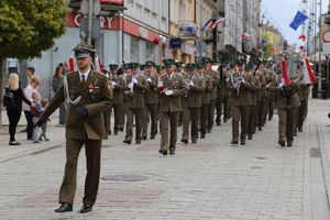 uczestnicy obchodów uchwalenia Konstytucji 3 Maja