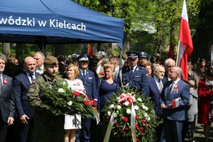 uczestnicy obchodów uchwalenia Konstytucji 3 Maja