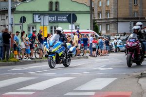 policjanci na trasie wyściguTour De Pologne