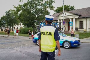 policjanci na trasie wyściguTour De Pologne