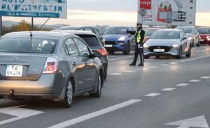 Policjanci w trakcie służby