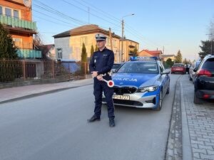policjanci zabezpieczający wydarzenie