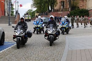 Policjanci uczcili Święto Wojsk Lądowych