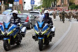 Policjanci uczcili Święto Wojsk Lądowych