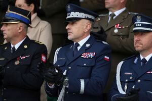 Policjanci uczcili Święto Wojsk Lądowych