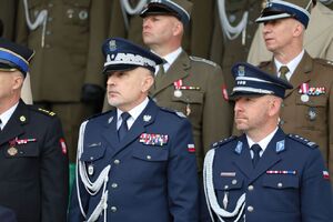 Policjanci uczcili Święto Wojsk Lądowych