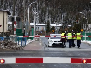 O bezpieczeństwie na przejazdach kolejowych