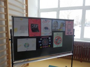 O bezpiecznym Internecie - cykl spotkań w Akademickiej Szkole Podstawowej