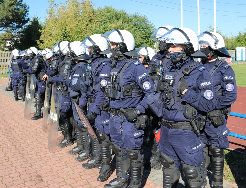 Ćwiczenia zgrywające Policji w Brzezinach – doskonalenie współdziałania przy